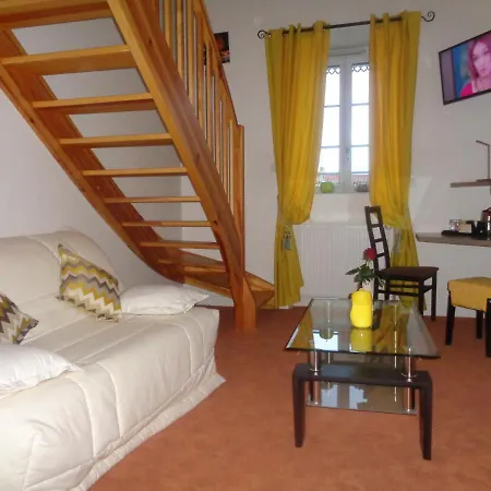 Logis La Croisee Des Chemins